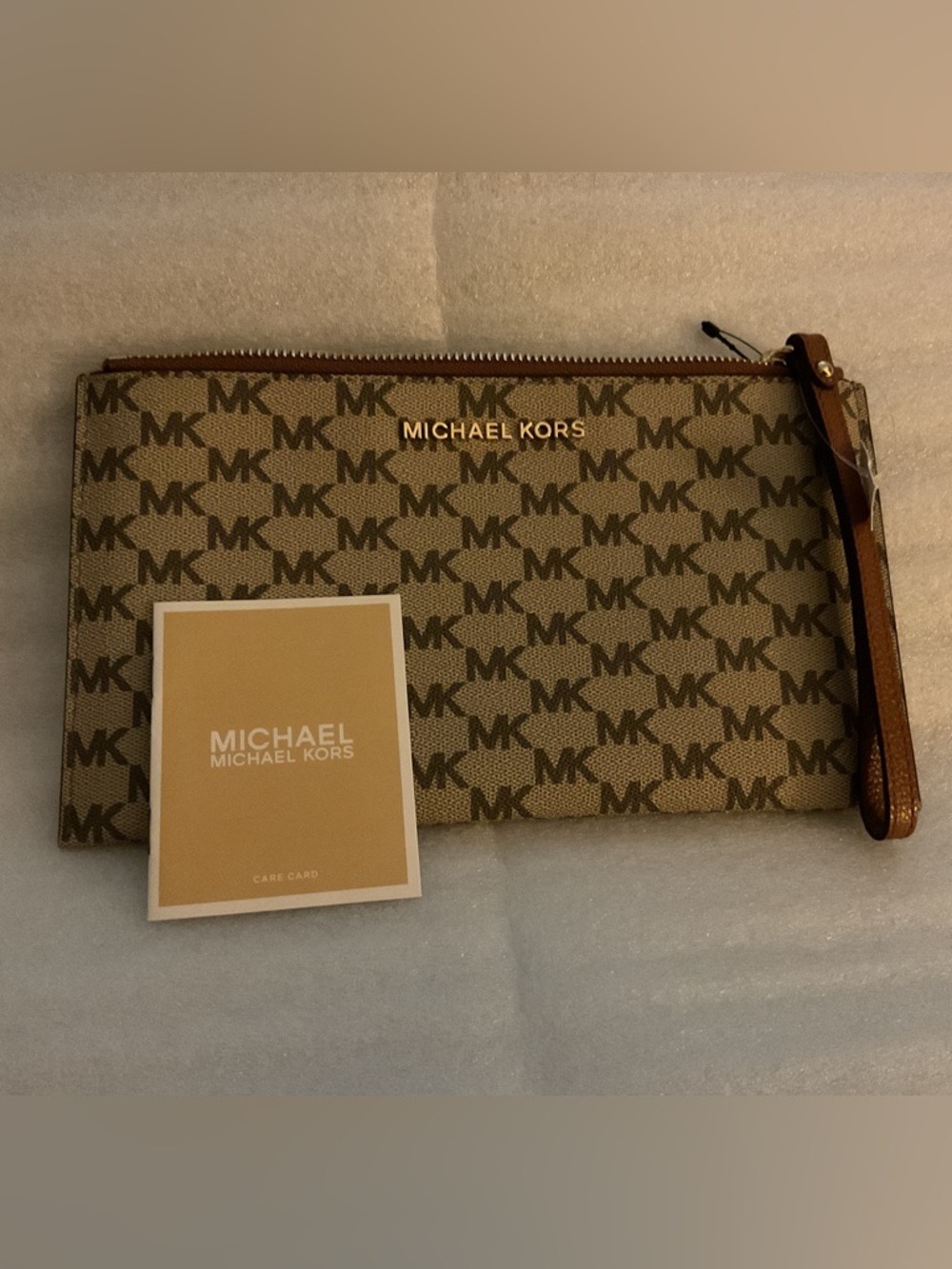 Michael Kors Jet Set Large Wristlet Wallet Tan MK Signature PVC NWT